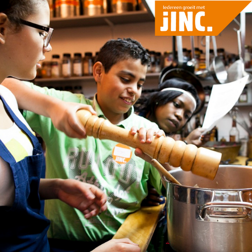 Kinderen leren werken in de keuken via JINC